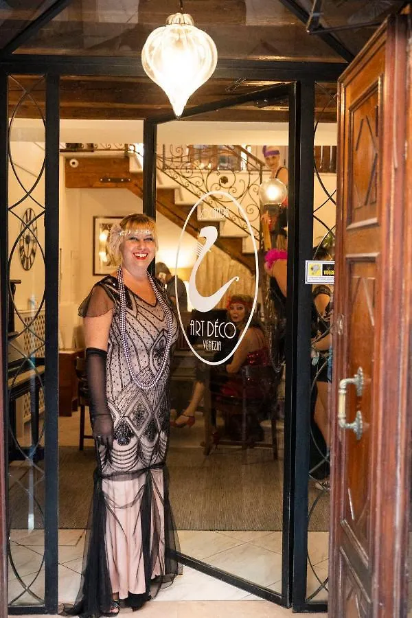 Locanda Art Deco Venedik Konukevi