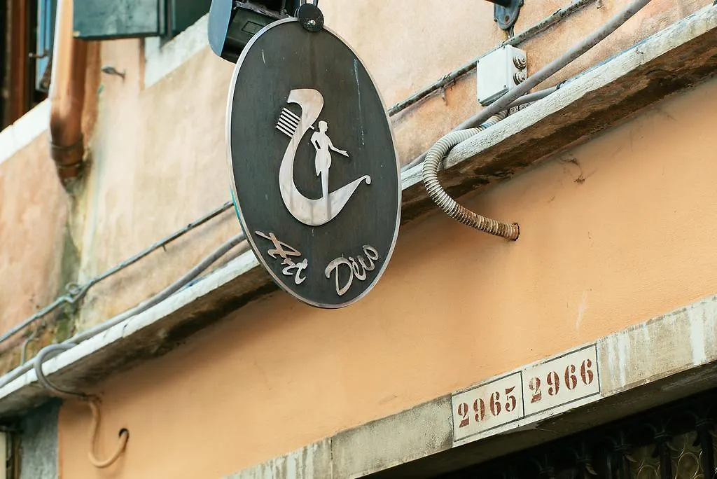 Locanda Art Deco Venice Guest house