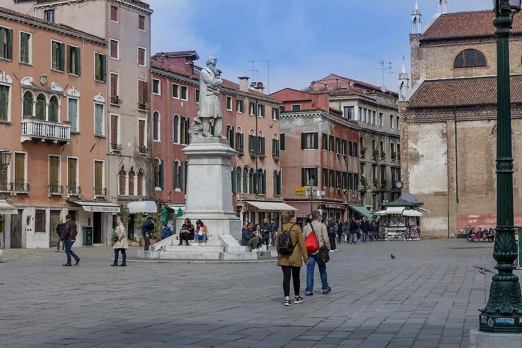 *** Guest house Locanda Art Deco Venice Italy